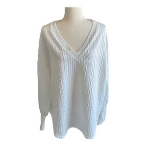NWOT-BOUTIQUE WHITE V NECK SWEATER-SIZE 2x